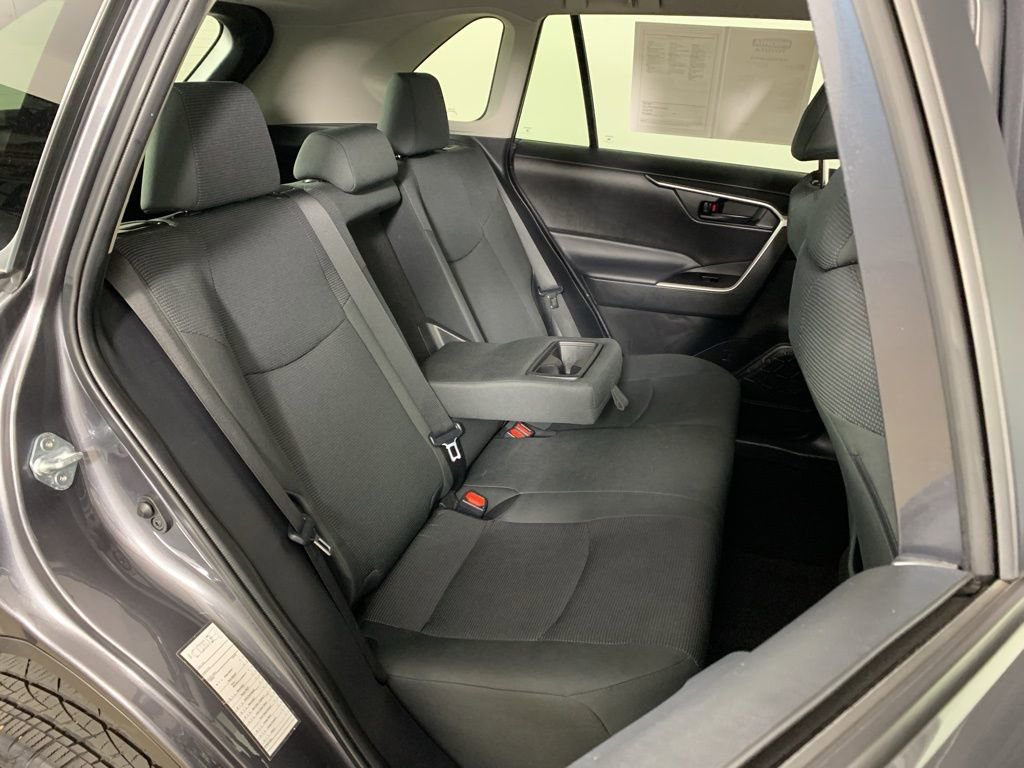 Used 2024 Toyota RAV4 LE image 34