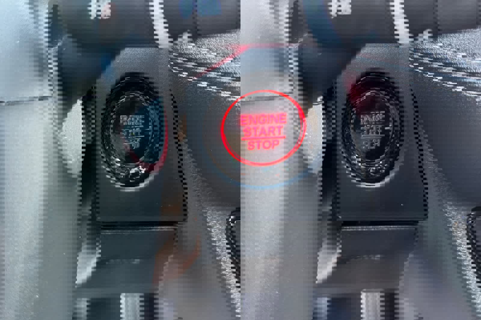 Used 2025 Honda HR-V EX-L image 24