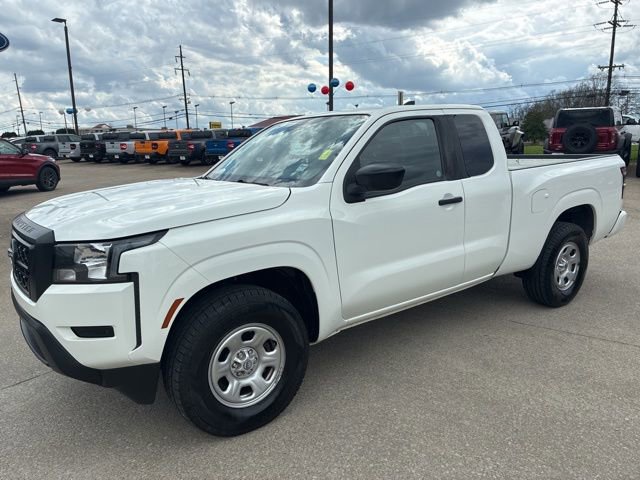 Used 2022 Nissan Frontier S RWD image 3