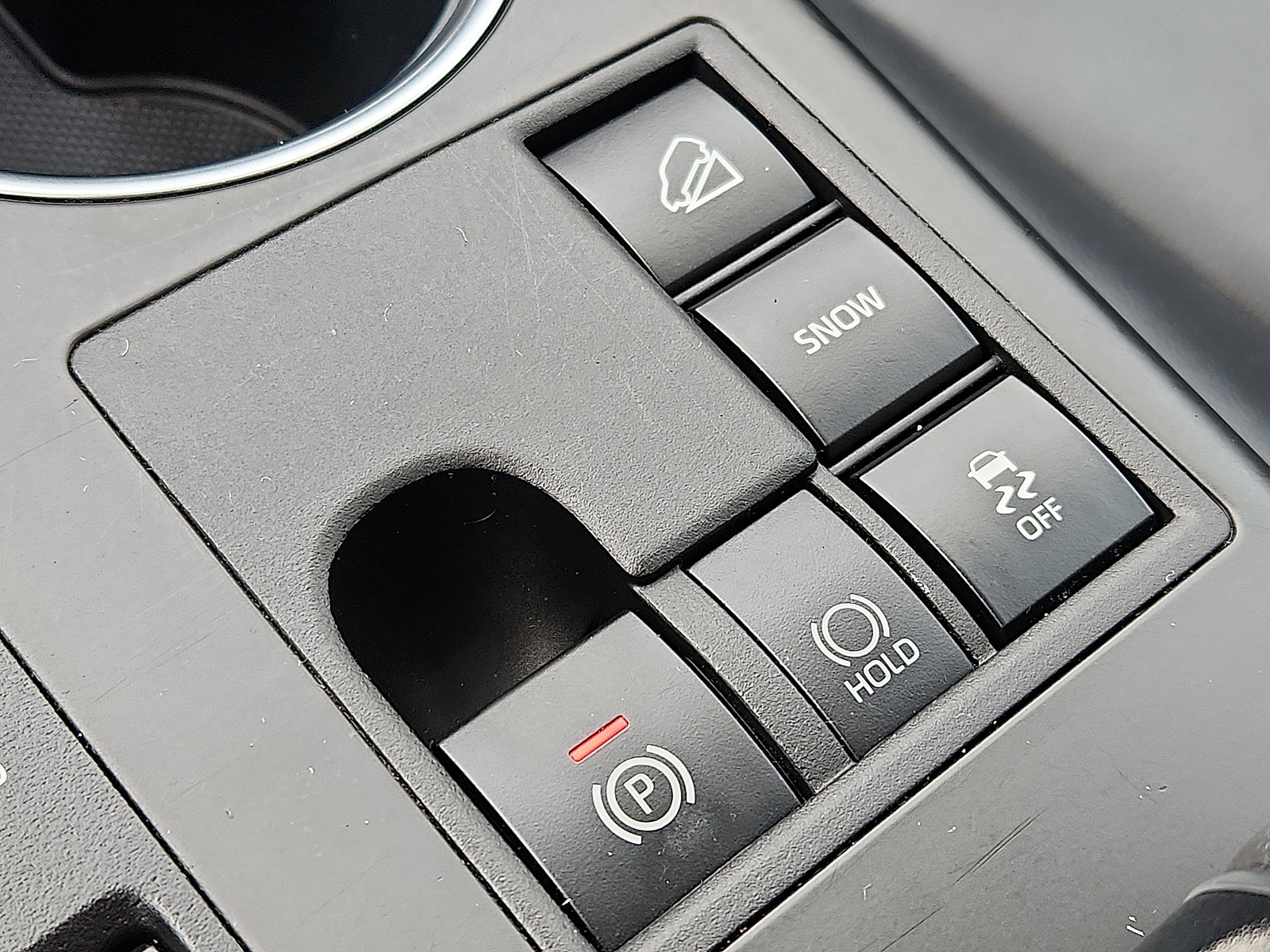 Used 2024 Toyota Highlander XLE image 25