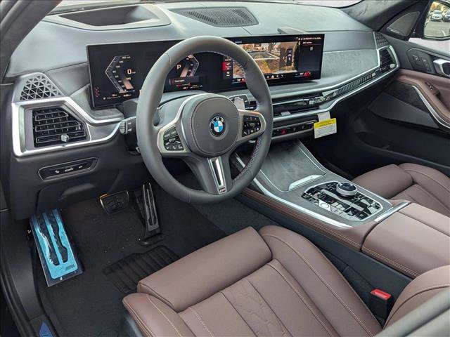New 2026 BMW X7 M60i image 3