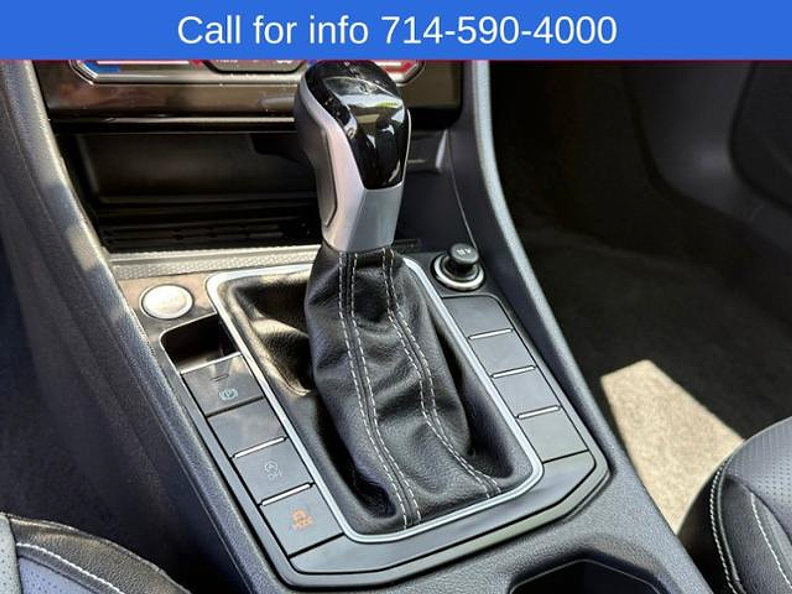 Used 2025 Volkswagen Jetta SEL FWD image 22