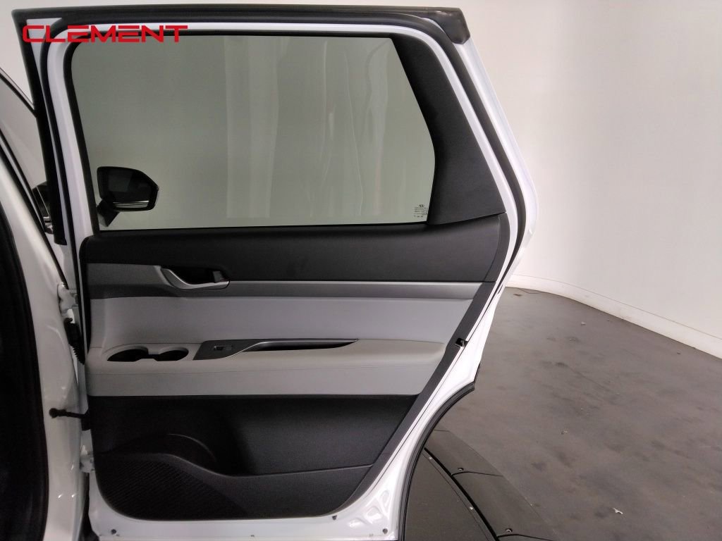 Used 2023 Hyundai Palisade SEL image 33