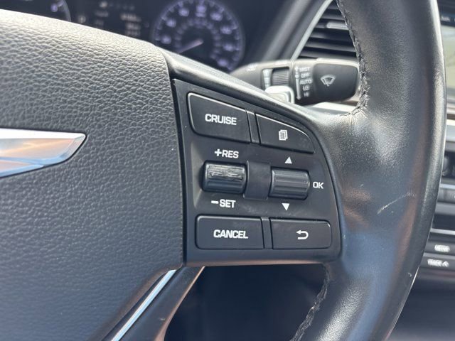 Used 2015 Hyundai Genesis 3.8 RWD image 23