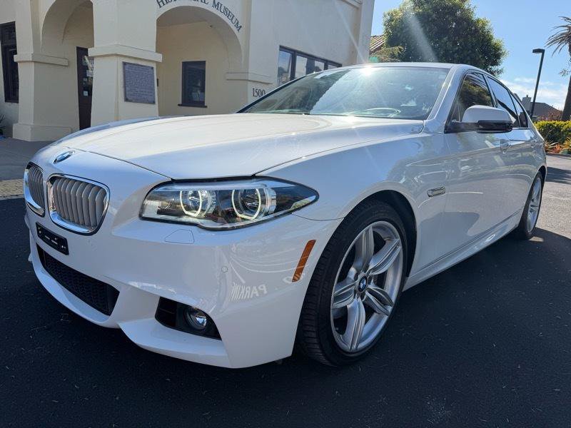 Used 2015 BMW 550i Sedan RWD image 32