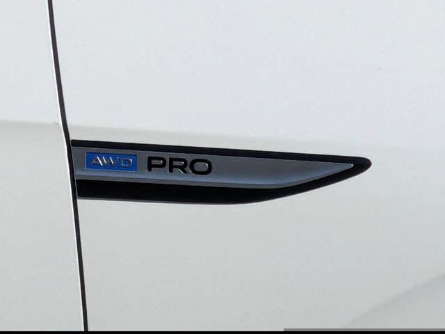 New 2025 Volkswagen ID.4 Pro image 12