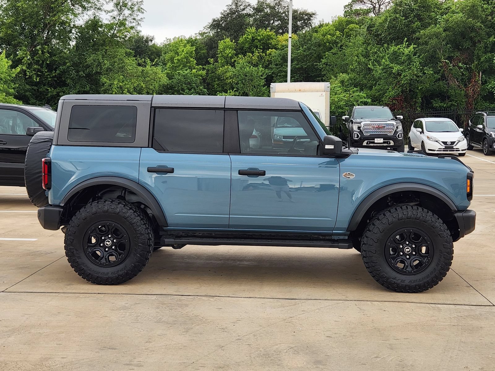 Used 2023 Ford Bronco Wildtrak AWD/4WD image 7