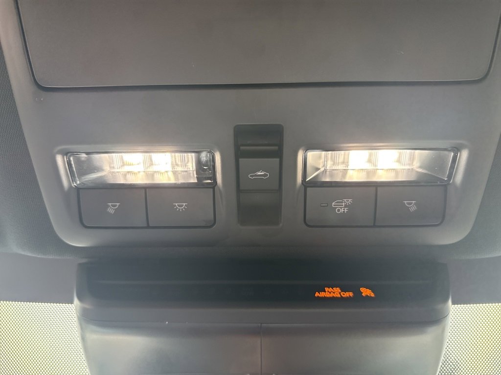 Used 2025 MAZDA CX-70 Plug-In Hybrid w/ Premium Plus image 18