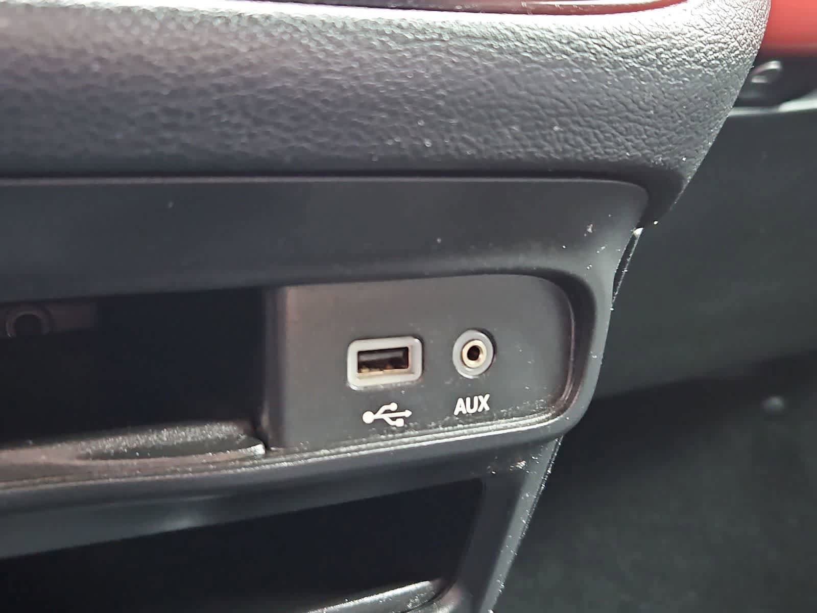 Used 2018 Chrysler Pacifica Touring Plus w/ S Appearance Package FWD image 31