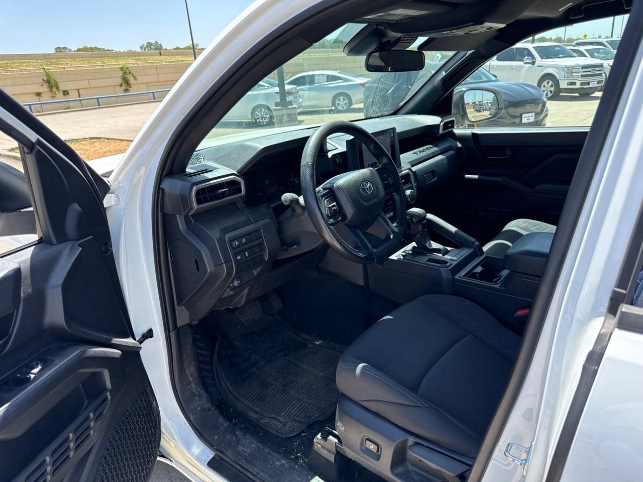 Used 2025 Toyota Tacoma SR RWD image 15