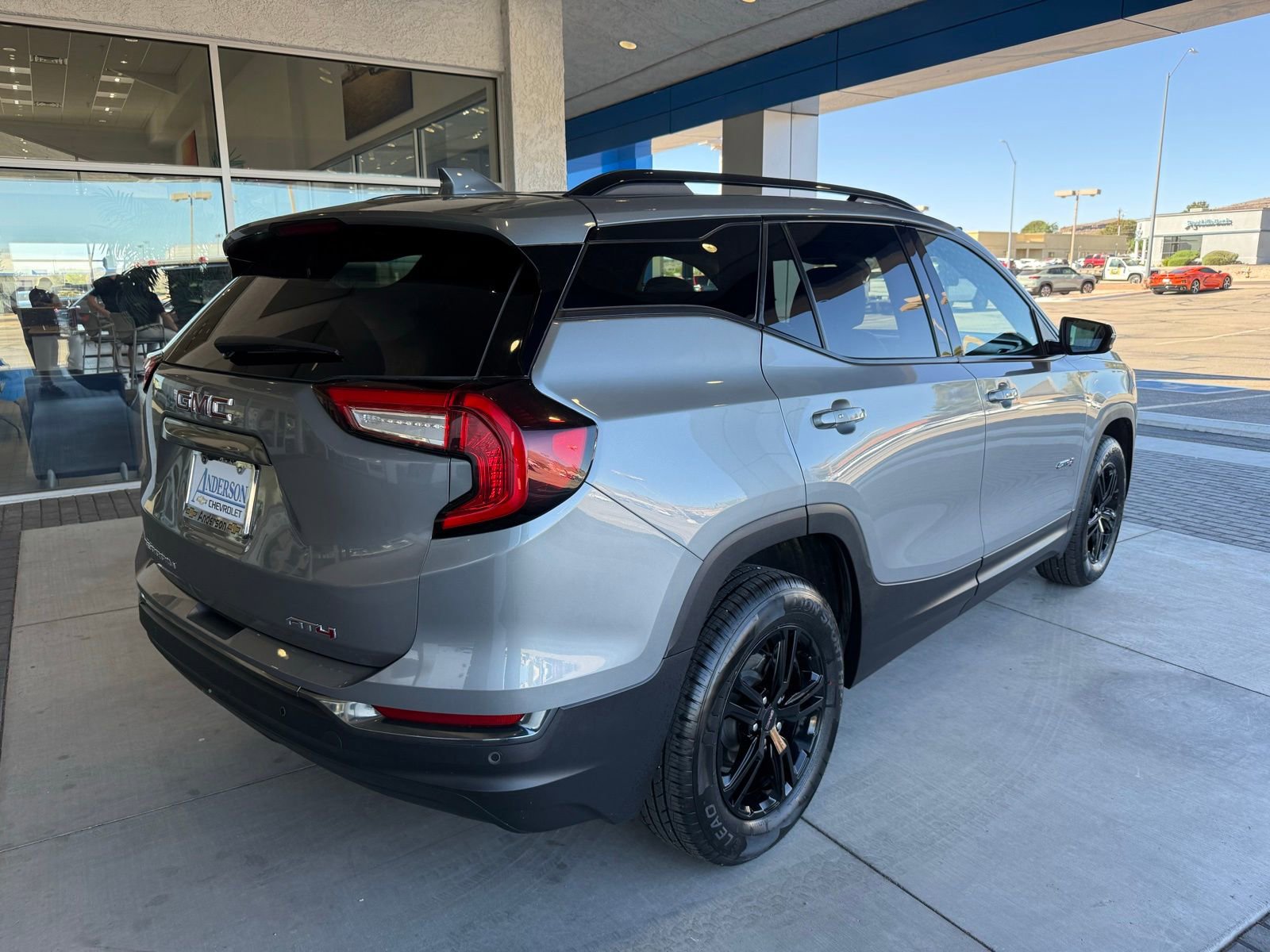 Used 2024 GMC Terrain AT4 image 5