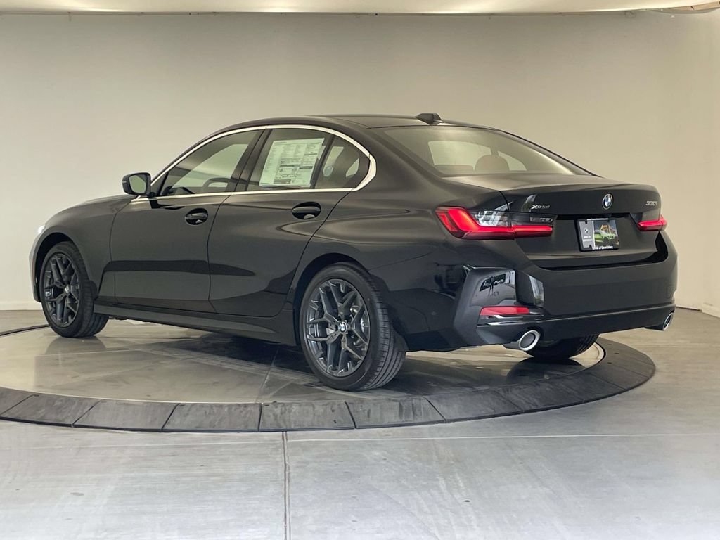 New 2026 BMW 330i xDrive Sedan w/ Convenience Package AWD/4WD image 3