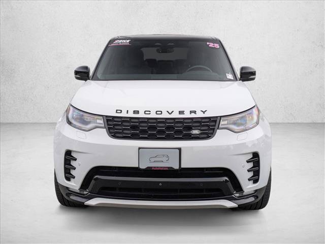 Certified 2025 Land Rover Discovery Dynamic SE AWD/4WD image 2