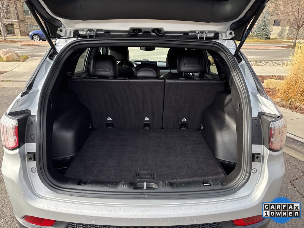 Used 2025 Jeep Compass Trailhawk image 17