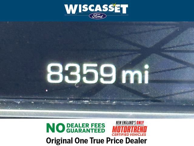 Used 2024 GMC Sierra 1500 AT4 w/ Technology Package image 14