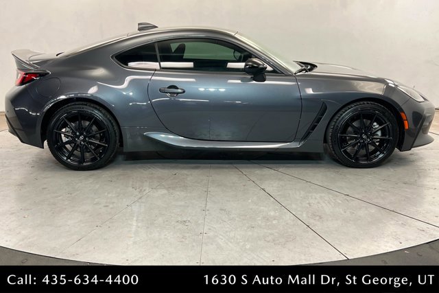 Used 2023 Toyota GR86 Premium w/ ALL Weather Mat Package (TMS) RWD image 6