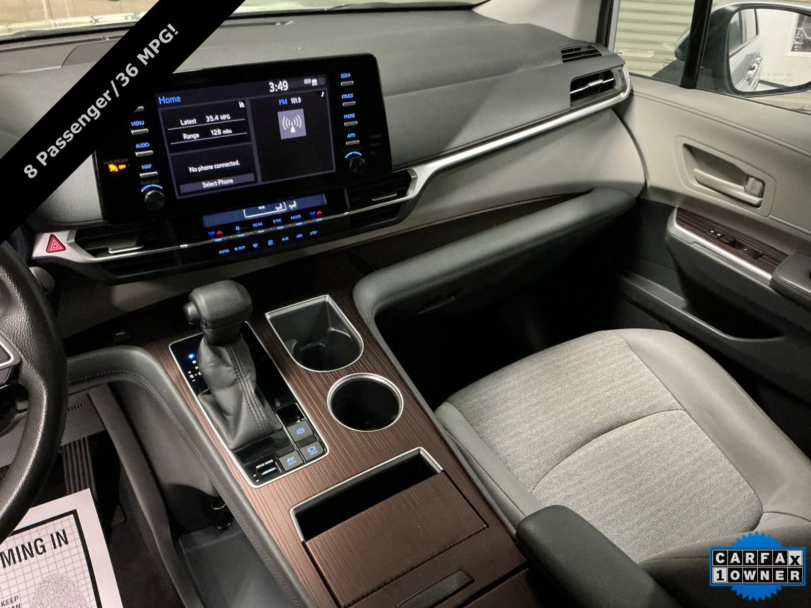 Used 2021 Toyota Sienna LE image 25