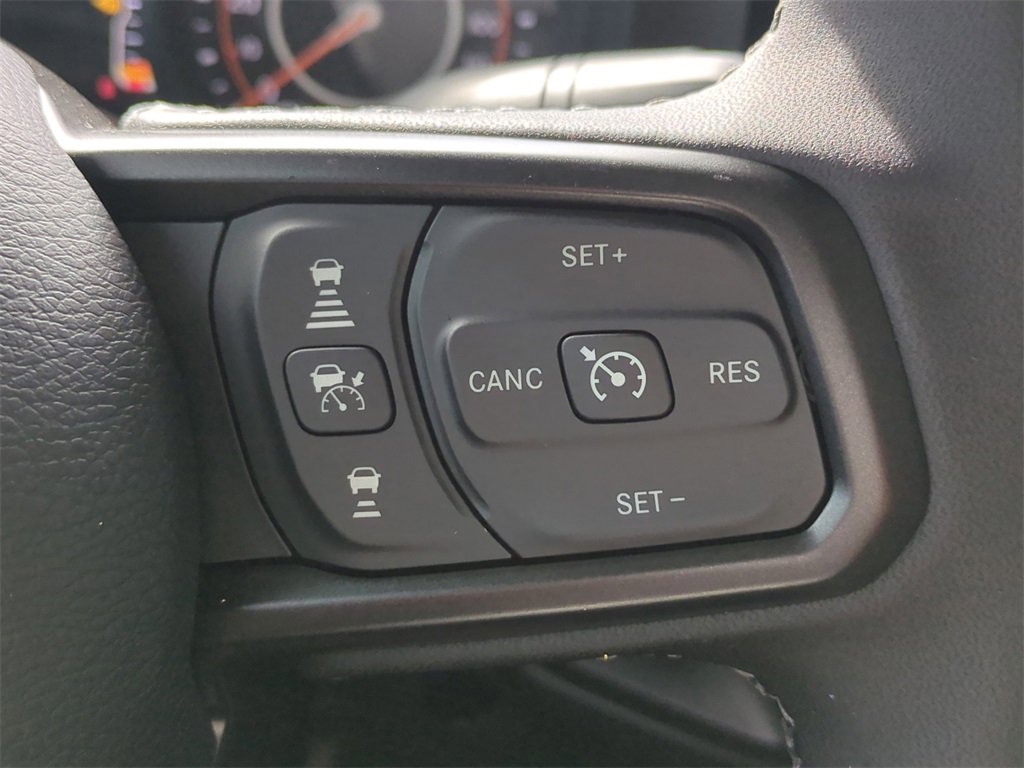 New 2025 Jeep Gladiator Sport image 27