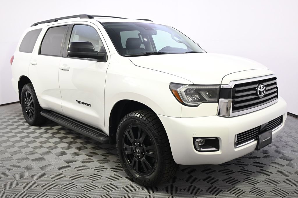 Used 2018 Toyota Sequoia TRD Sport AWD/4WD image 8