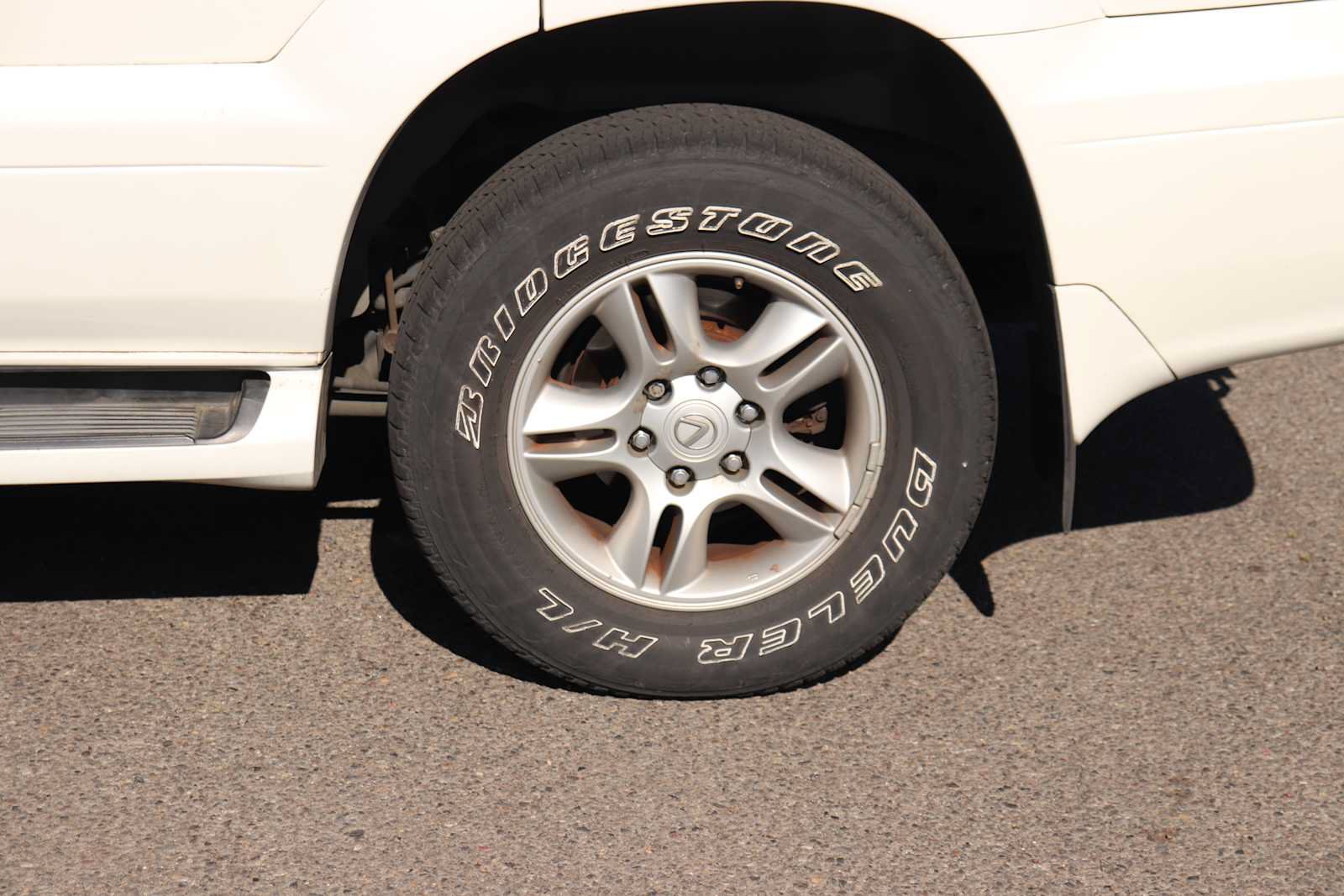 Used 2003 Lexus GX 470 AWD/4WD image 9