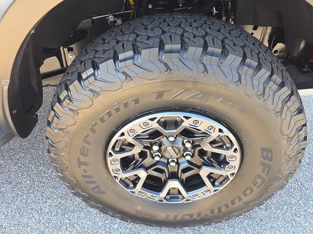 New 2026 Ford F150 Raptor w/ Equipment Group 803A Raptor R AWD/4WD image 16