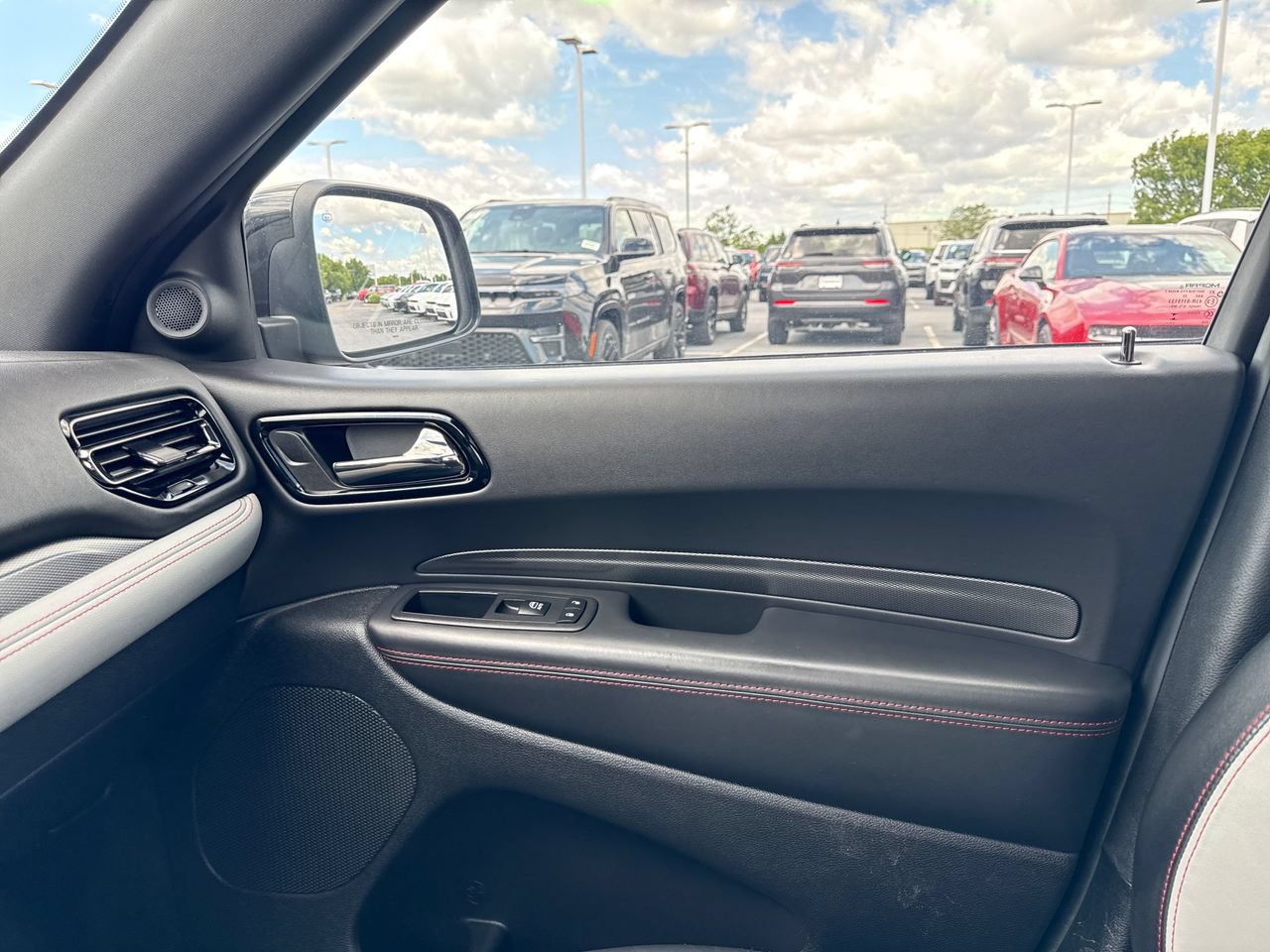 Used 2024 Dodge Durango GT AWD/4WD image 26