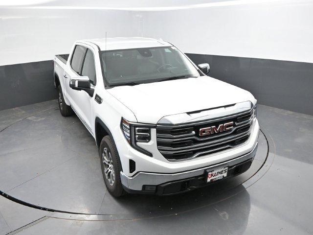 Used 2024 GMC Sierra 1500 SLT AWD/4WD image 34