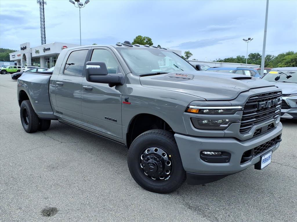 New 2026 RAM 3500 Laramie AWD/4WD image 2