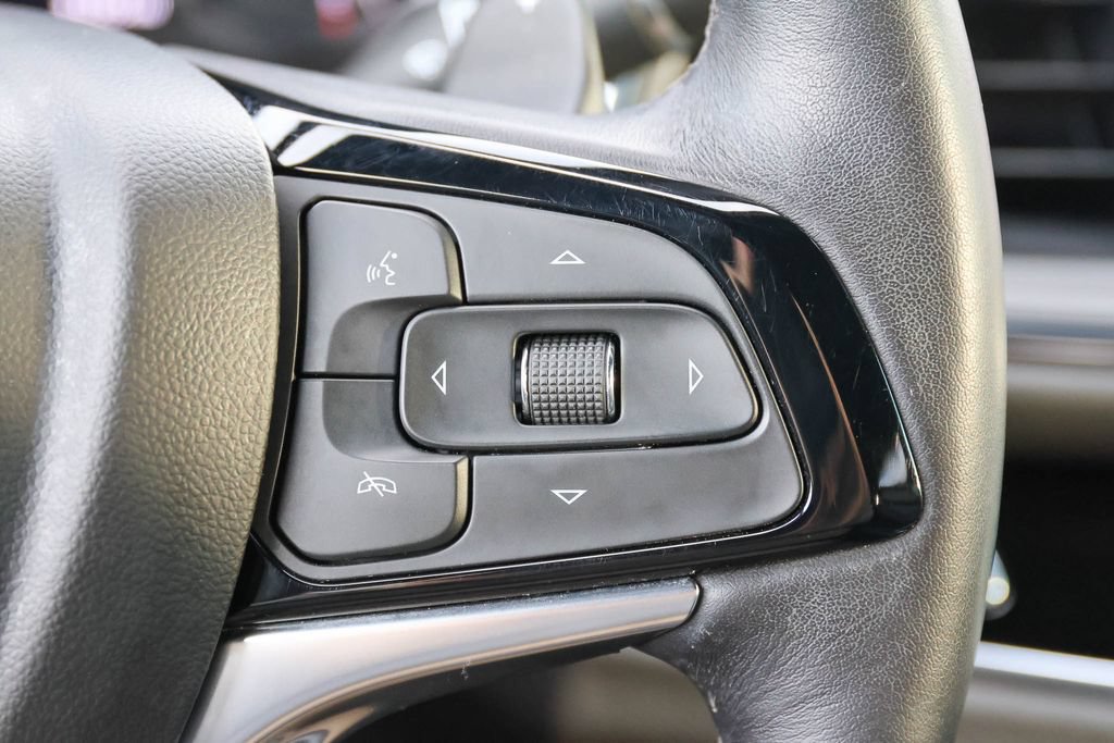 Used 2022 Buick Enclave Avenir w/ Avenir Technology Package AWD/4WD image 30