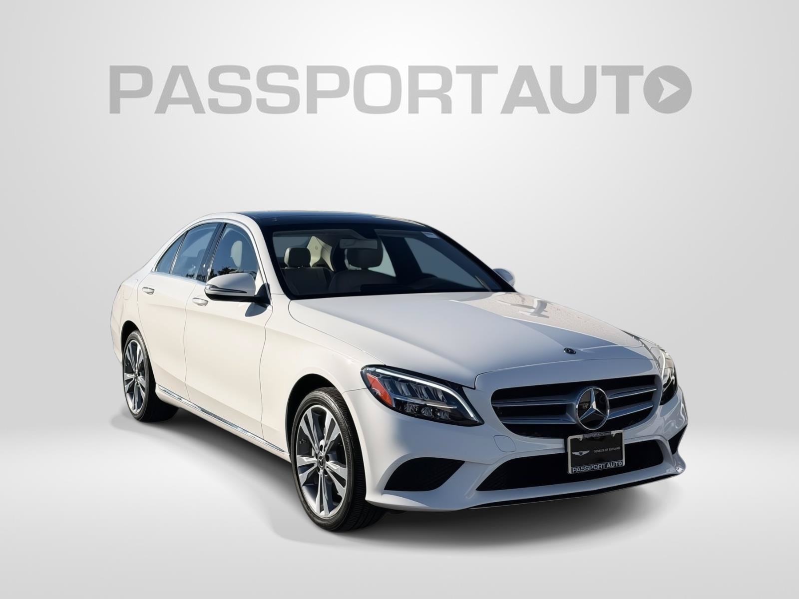 Used 2019 Mercedes-Benz C 300 4MATIC Sedan image 3
