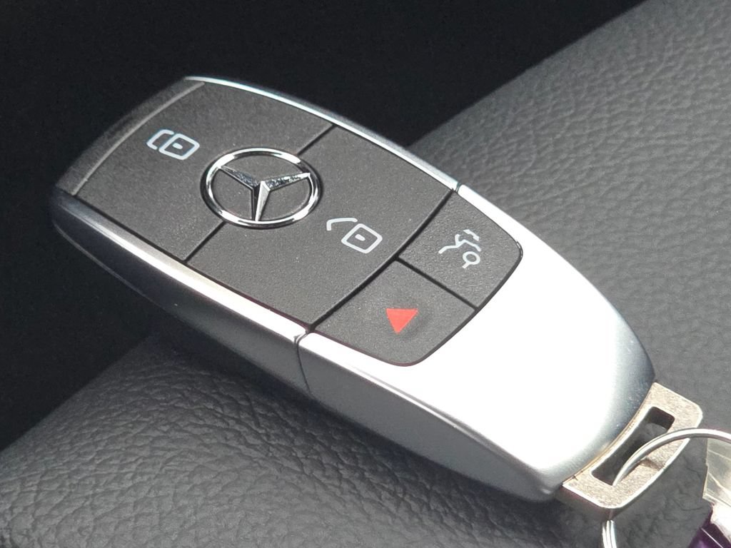 New 2026 Mercedes-Benz GLA 250 4MATIC image 37