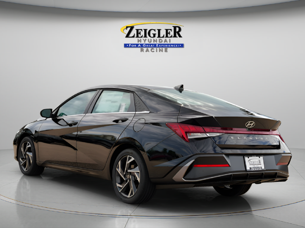 New 2026 Hyundai Elantra Limited FWD image 5