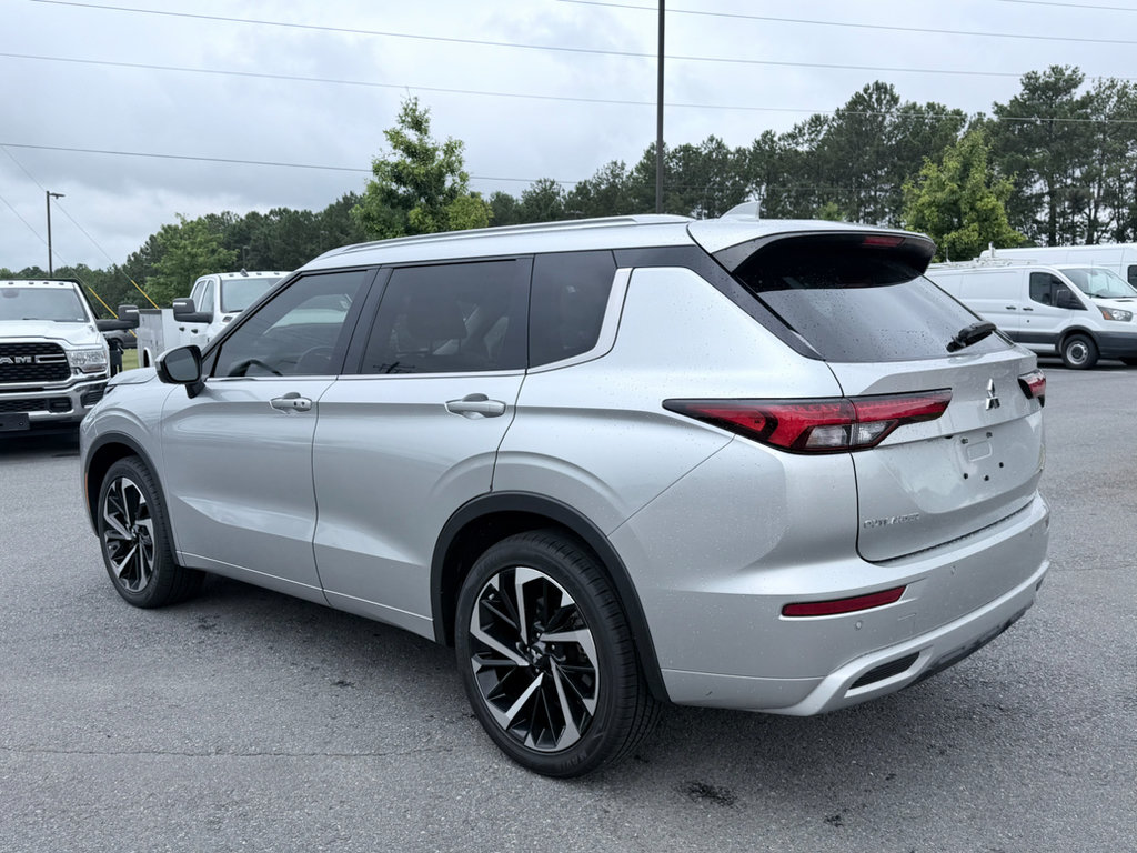 Used 2024 Mitsubishi Outlander SEL FWD image 7