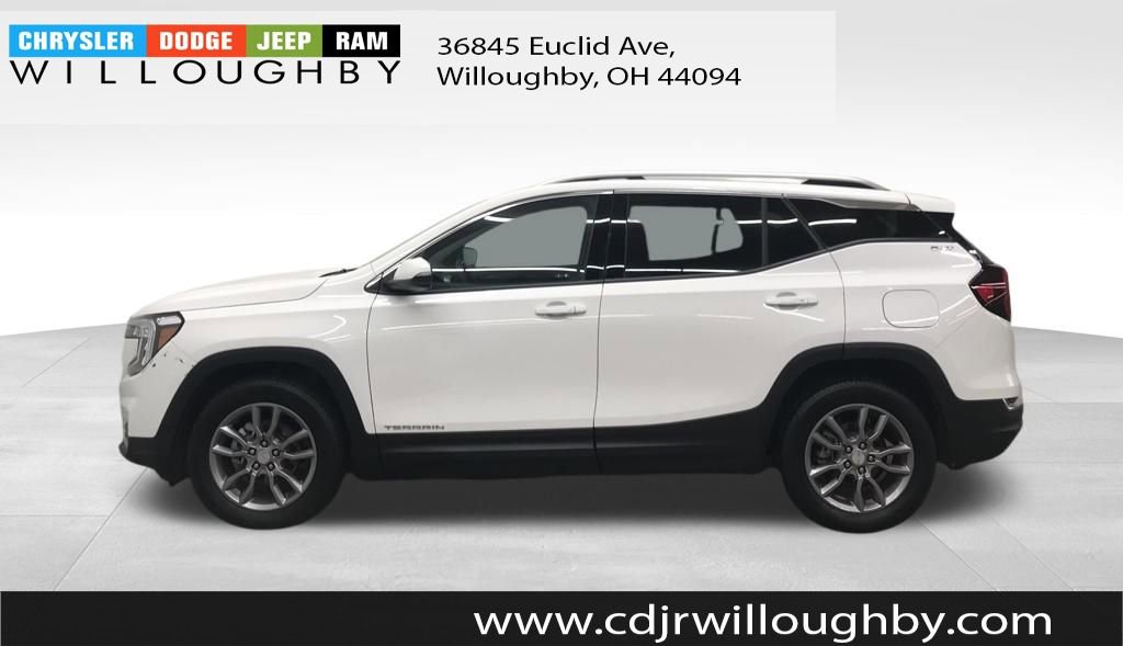 Used 2022 GMC Terrain SLT w/ Infotainment Package II image 5