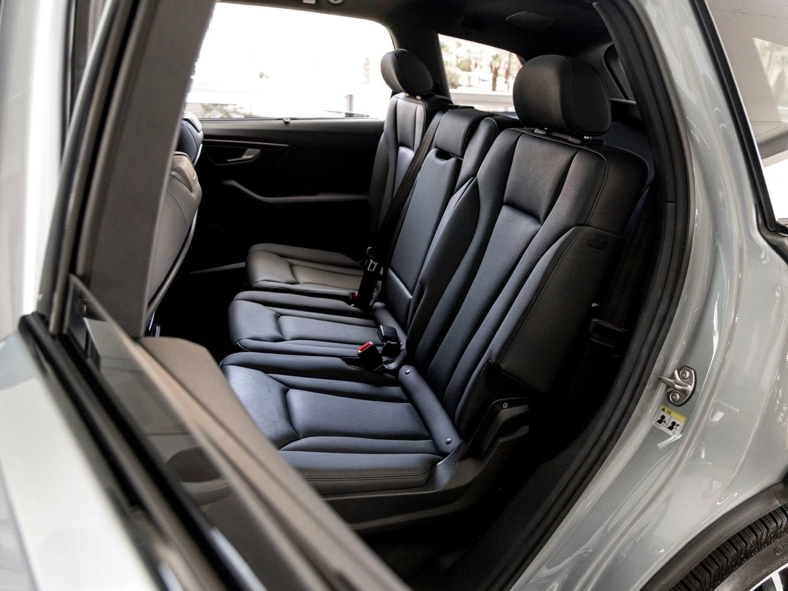Used 2023 Audi Q7 3.0T Prestige w/ Prestige Package AWD/4WD image 19