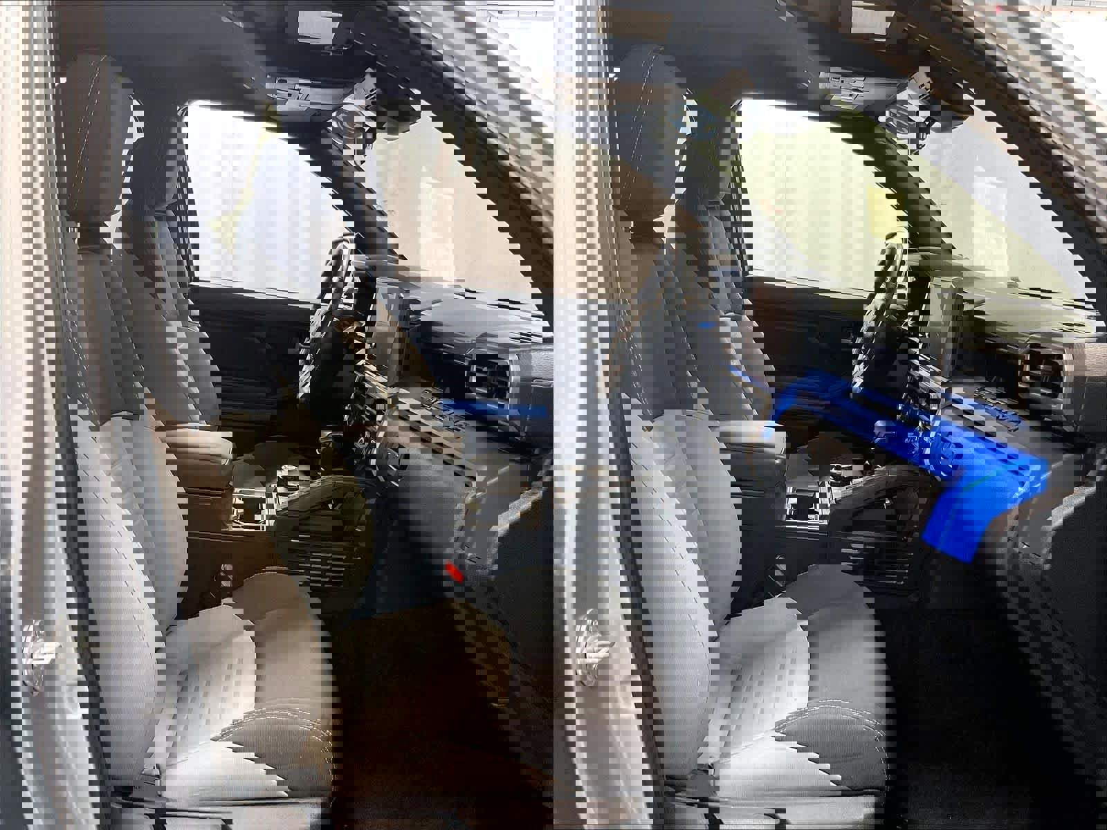 Certified 2025 Toyota Tacoma TRD Off-Road AWD/4WD image 11