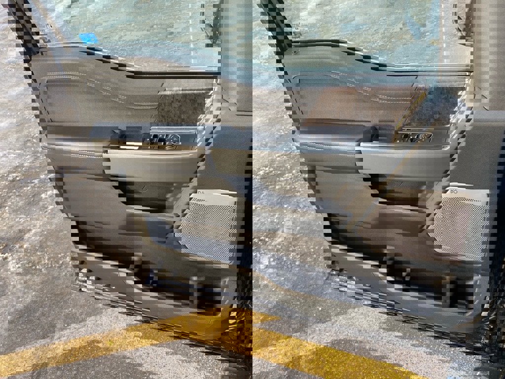 Used 2023 Ford F150 Lariat w/ Equipment Group 502A High image 25