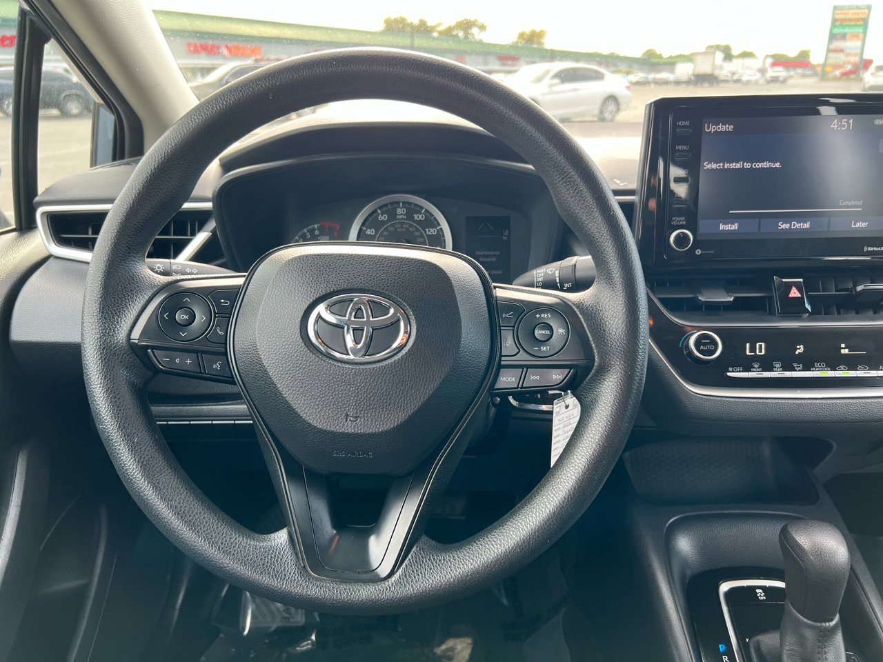 Used 2022 Toyota Corolla LE image 49