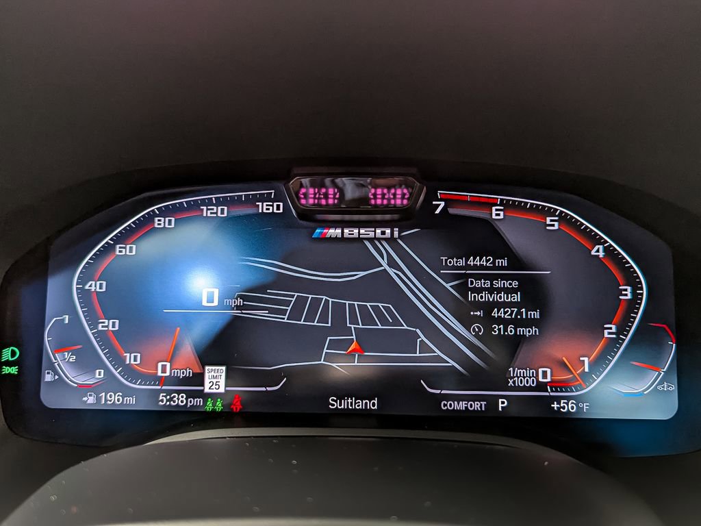 Used 2025 BMW M850i xDrive Coupe image 36