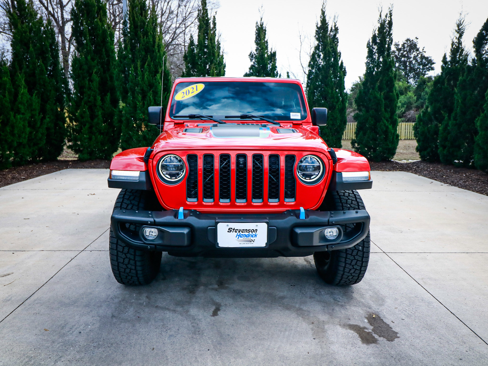 Used 2021 Jeep Wrangler Unlimited Rubicon 4xe w/ Dual Top Group AWD/4WD image 6