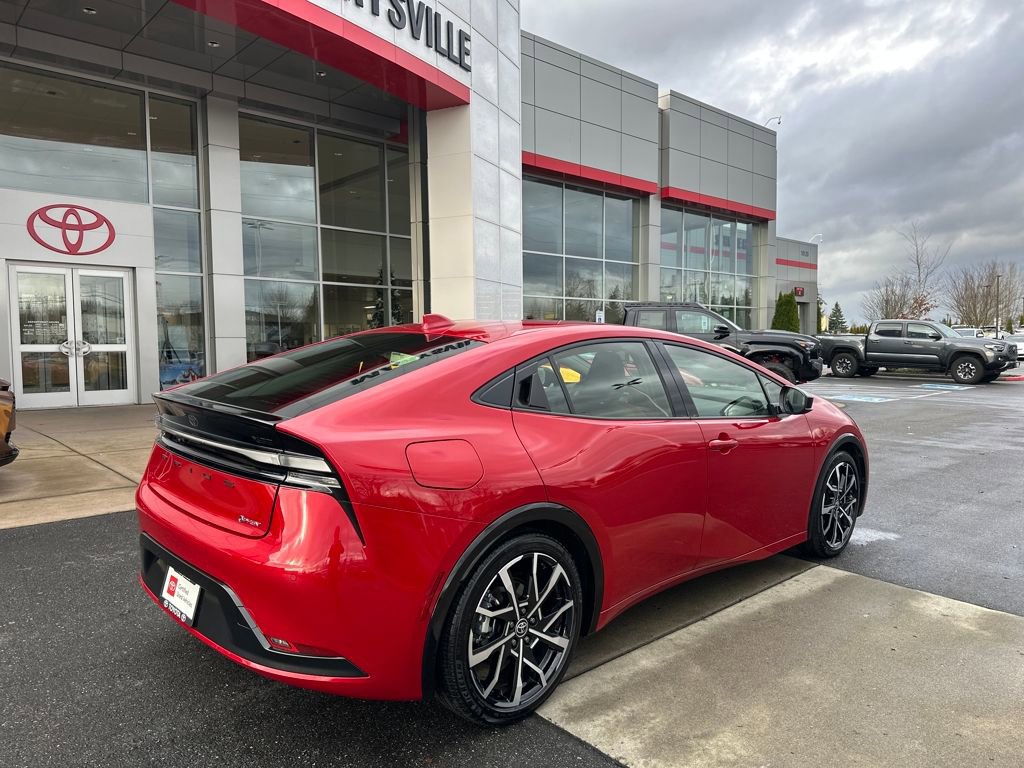 Certified 2025 Toyota Prius Plug-In Hybrid image 3