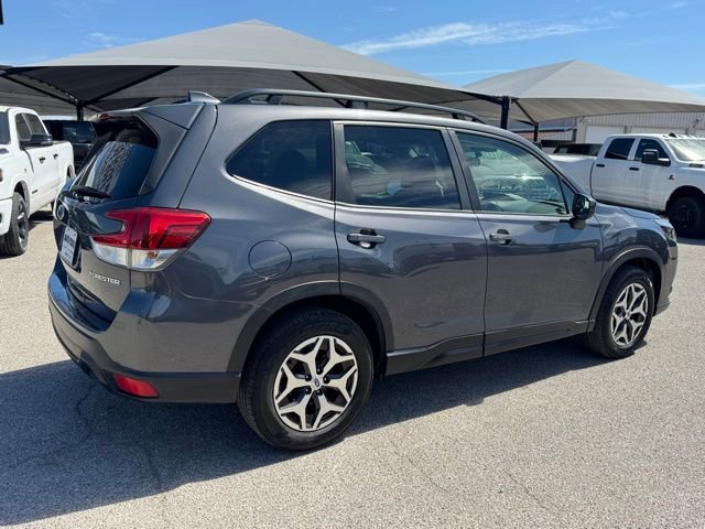 Used 2023 Subaru Forester Premium AWD/4WD image 6