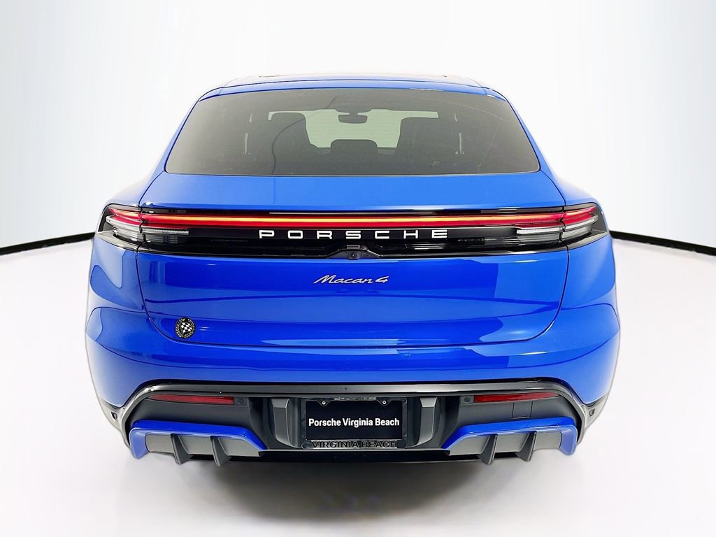 New 2026 Porsche Macan 4 Electric image 8
