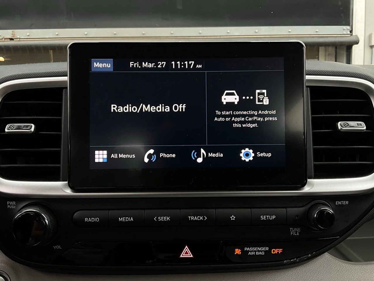 Used 2025 Hyundai Venue SEL image 29