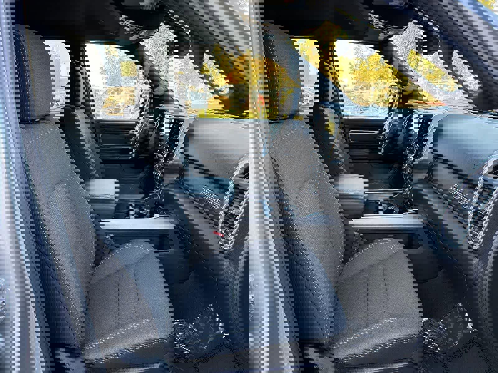 Used 2022 RAM 1500 Big Horn image 34