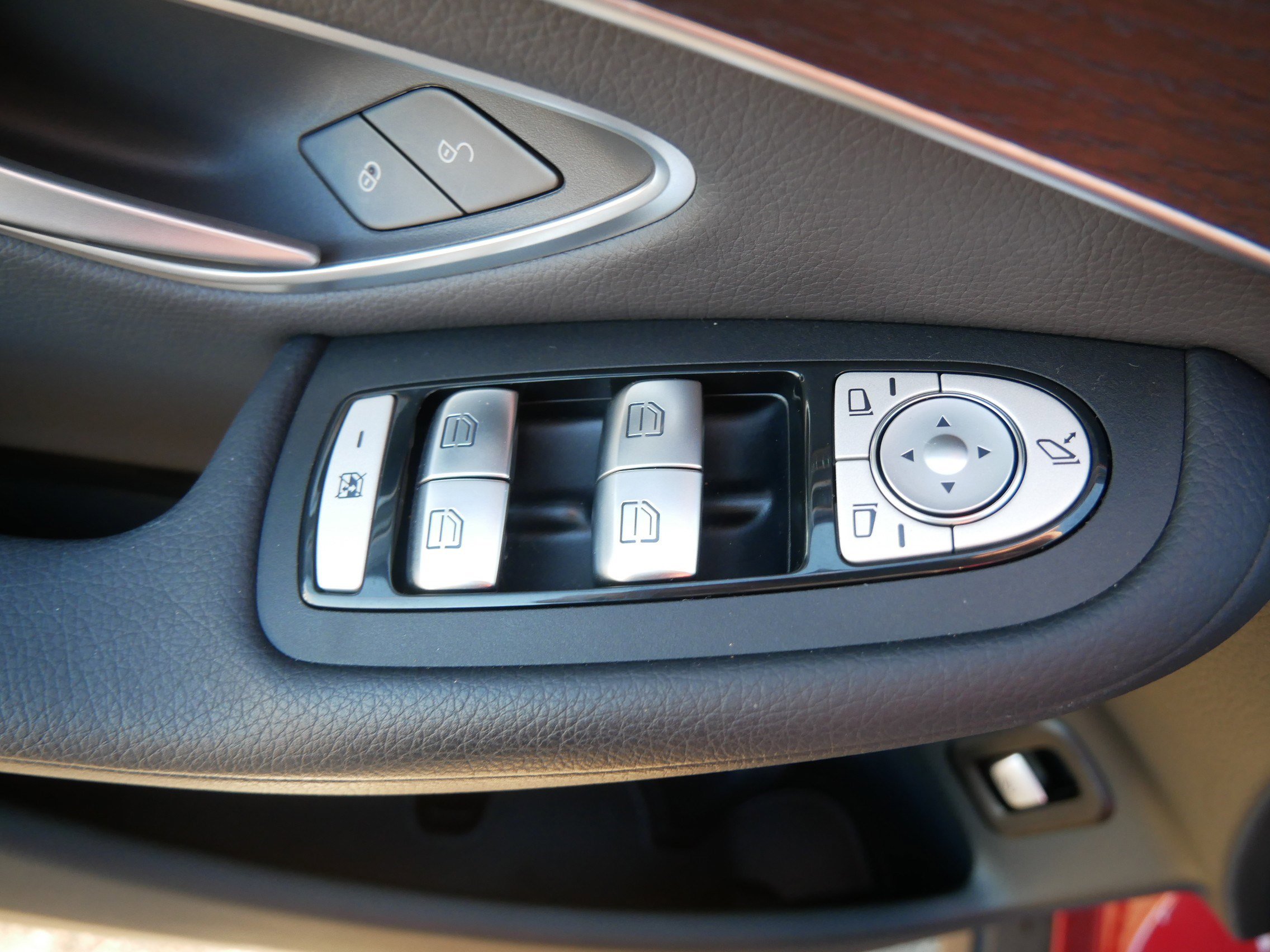 Used 2022 Mercedes-Benz GLC 300 4MATIC image 20