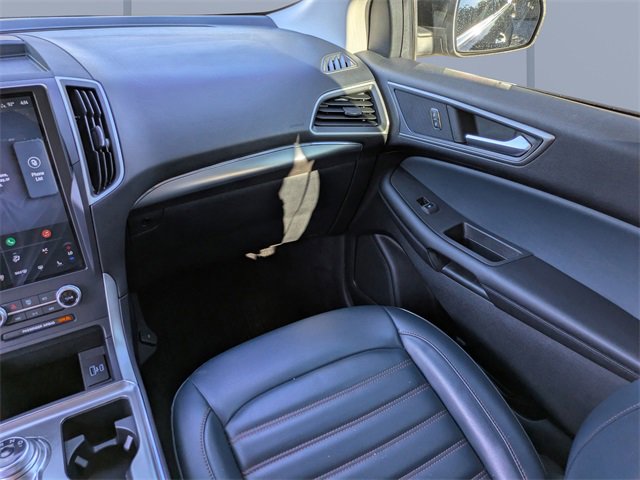 Used 2022 Ford Edge SEL w/ Sport Appearance Package image 16