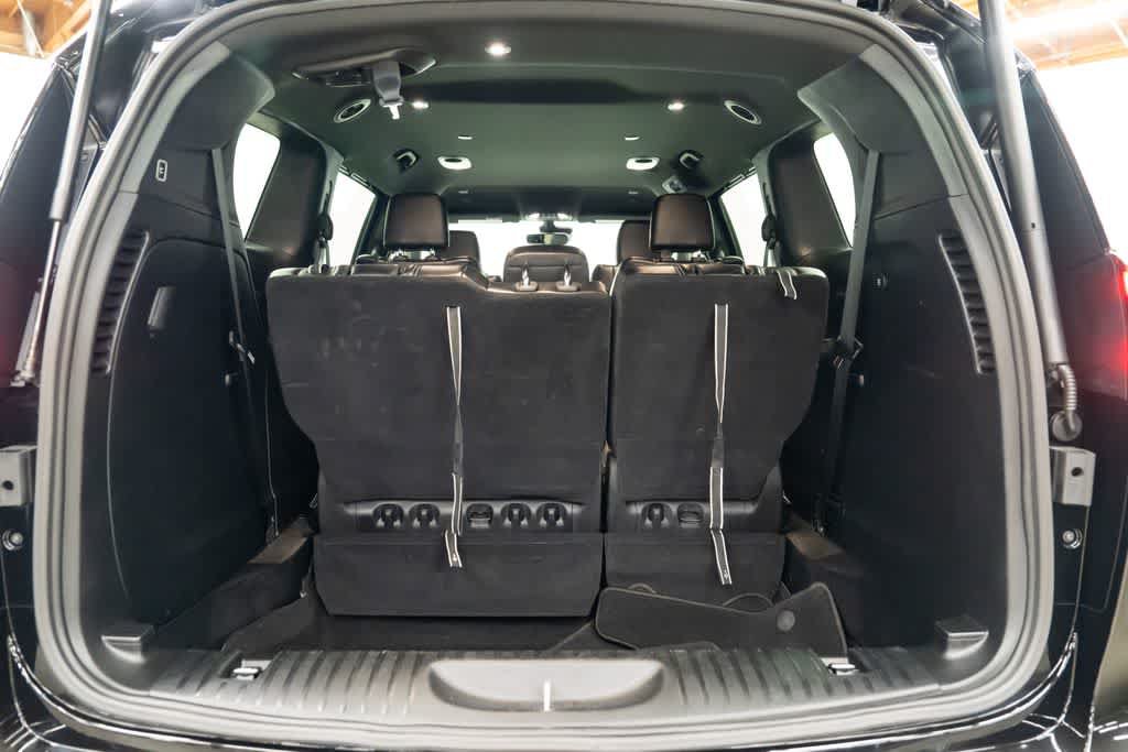 Used 2025 Chrysler Pacifica Select FWD image 8