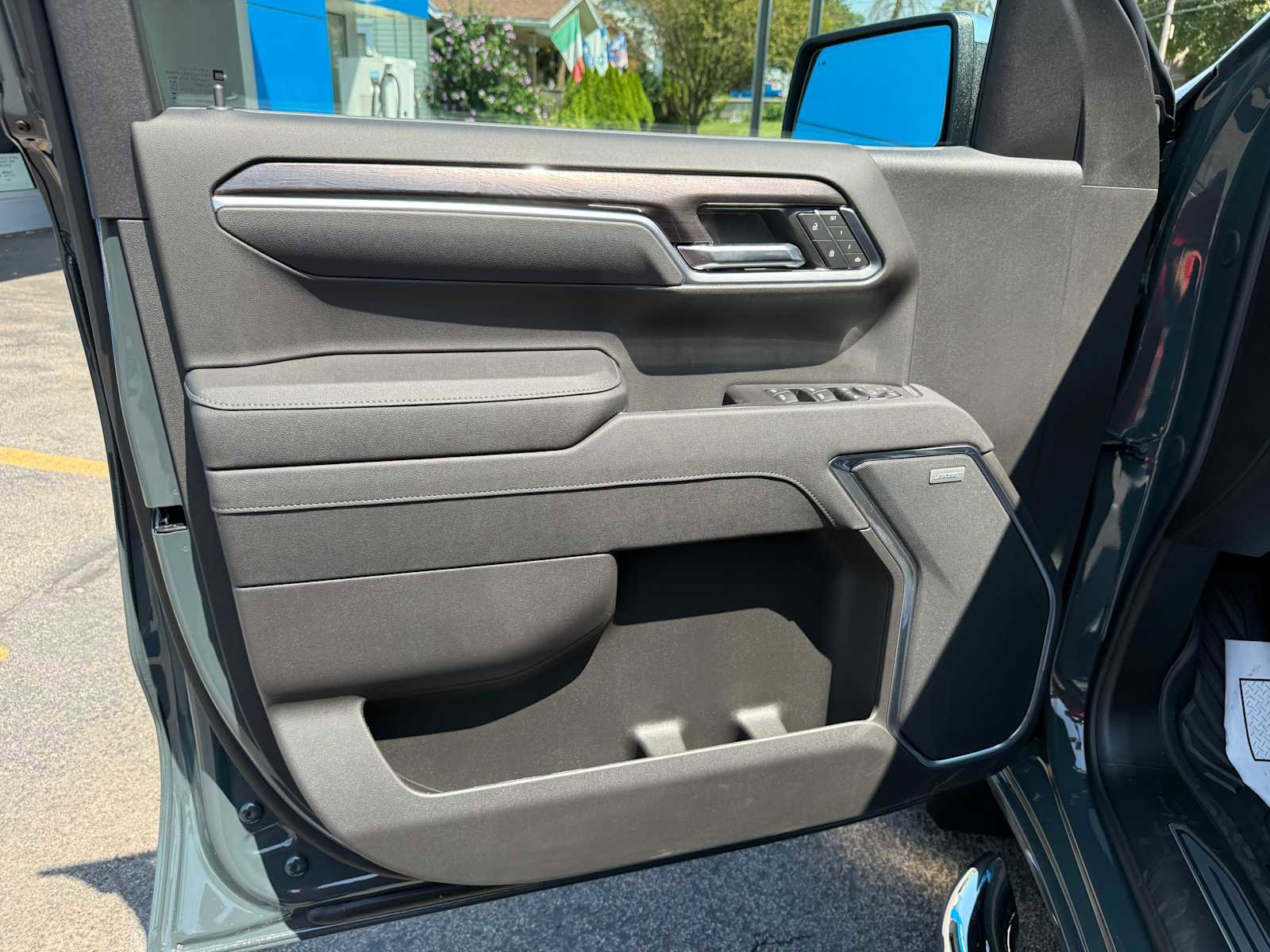 New 2026 Chevrolet Silverado 1500 LTZ w/ Z71 Off-Road Package image 14