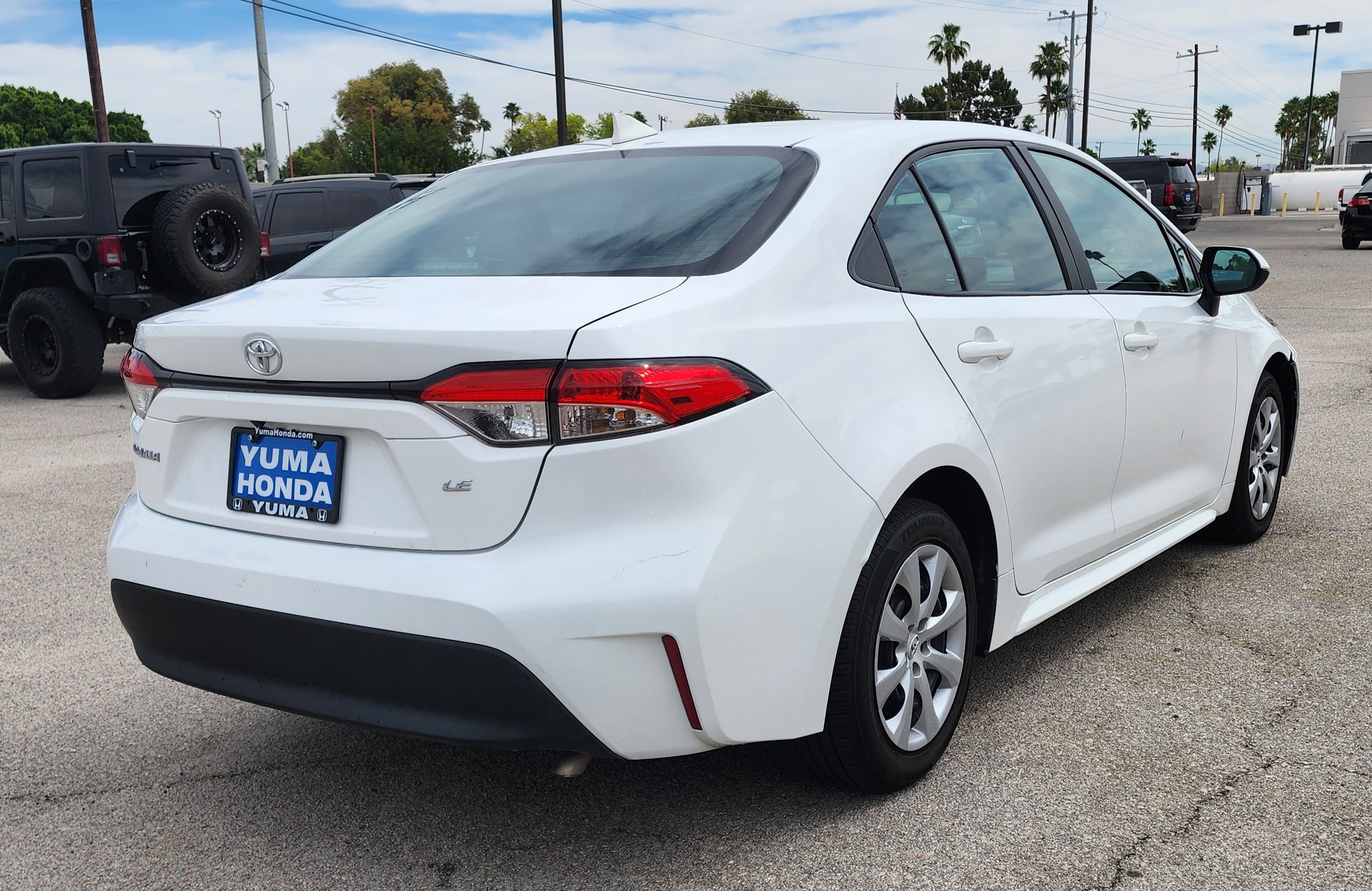 Used 2023 Toyota Corolla LE image 5